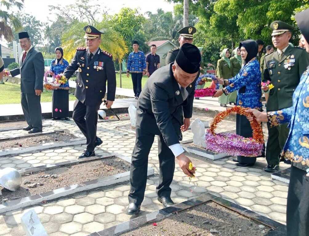 h tni (2).jpeg